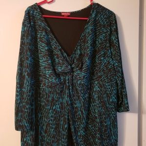 Plus Merona size 4(24w) tummy slimmer blouse